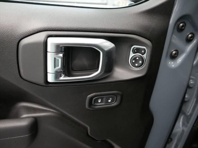 new 2025 Jeep Wrangler car, priced at $46,805