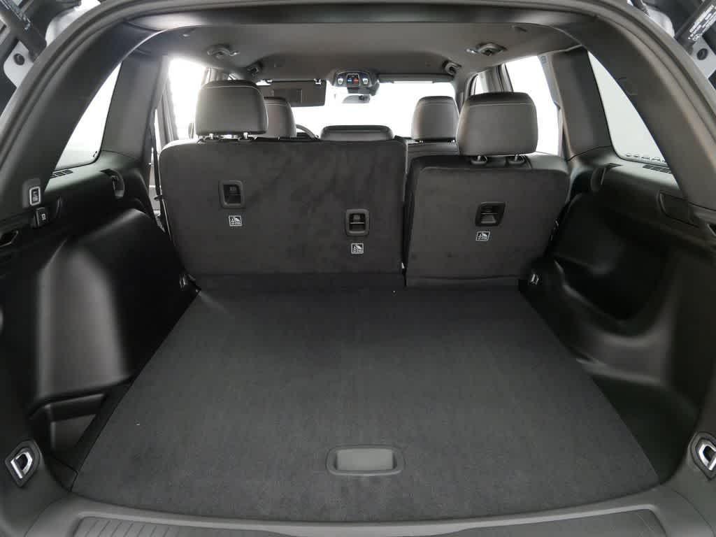 new 2025 Jeep Grand Cherokee car, priced at $44,208