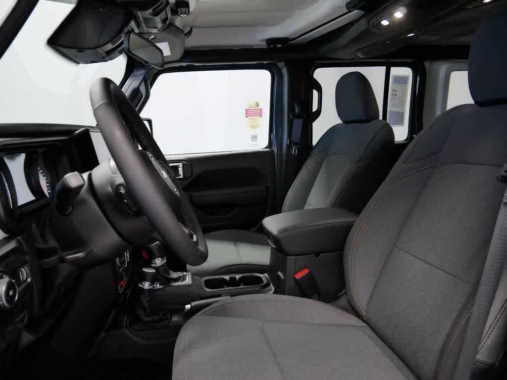 new 2026 Jeep Wrangler car, priced at $52,624