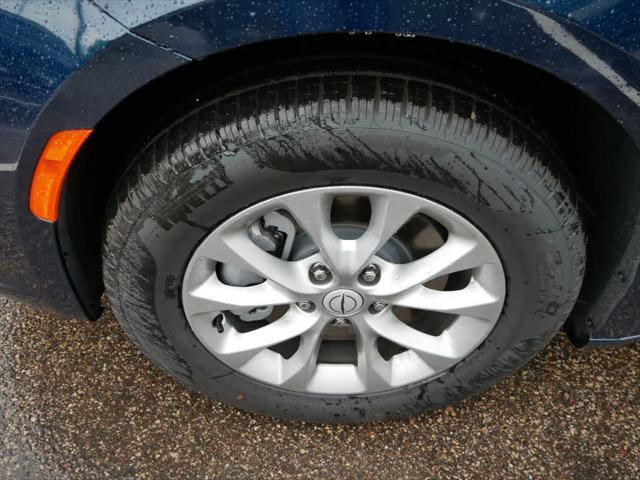 new 2025 Chrysler Pacifica car, priced at $45,561