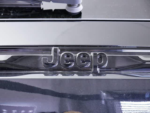 new 2024 Jeep Grand Cherokee car, priced at $46,450