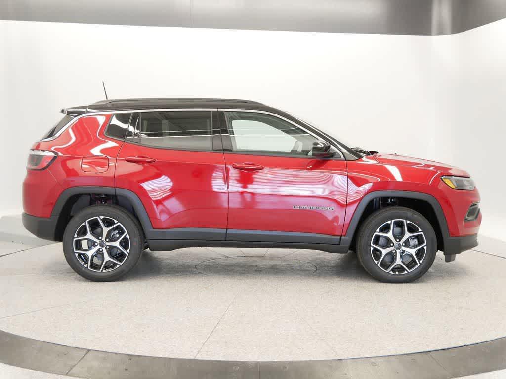 new 2025 Jeep Compass car, priced at $30,998