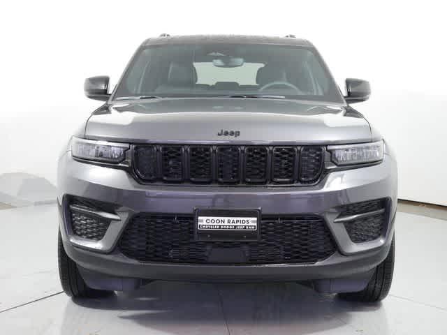 new 2024 Jeep Grand Cherokee car, priced at $45,901