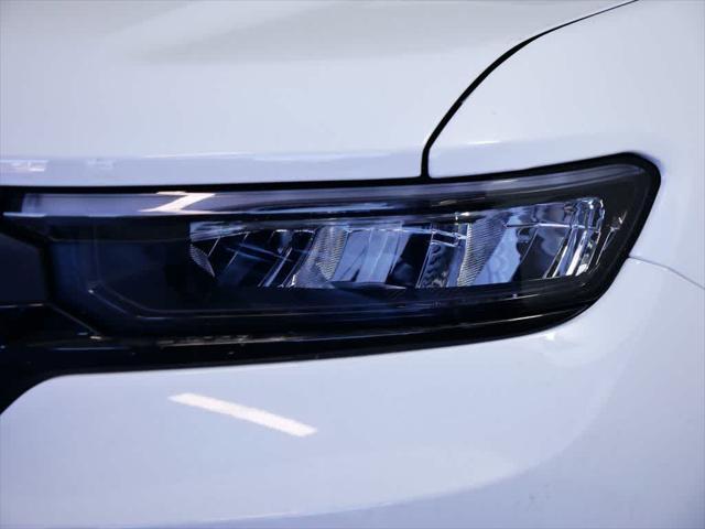 new 2025 Jeep Grand Cherokee L car, priced at $54,703