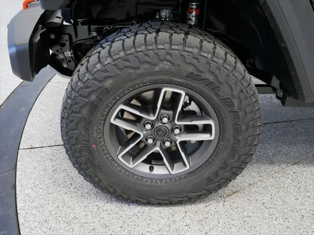 new 2025 Jeep Gladiator car, priced at $58,823