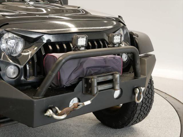 used 2015 Jeep Wrangler Unlimited car, priced at $25,987