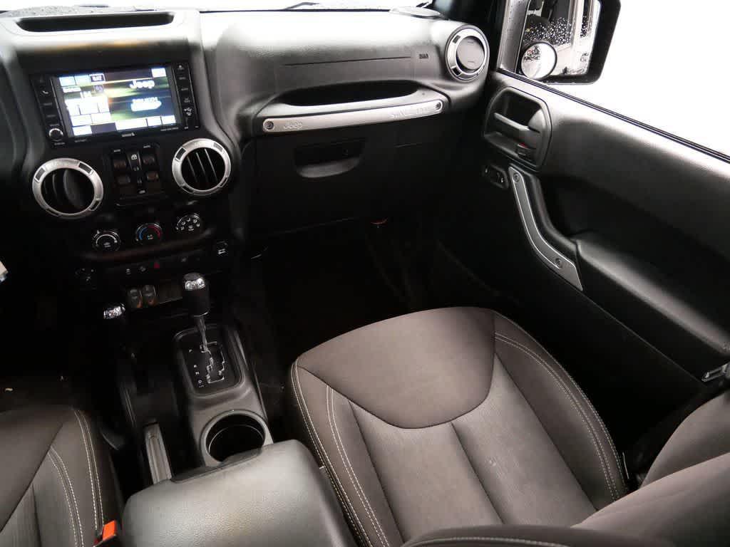 used 2015 Jeep Wrangler Unlimited car, priced at $24,878