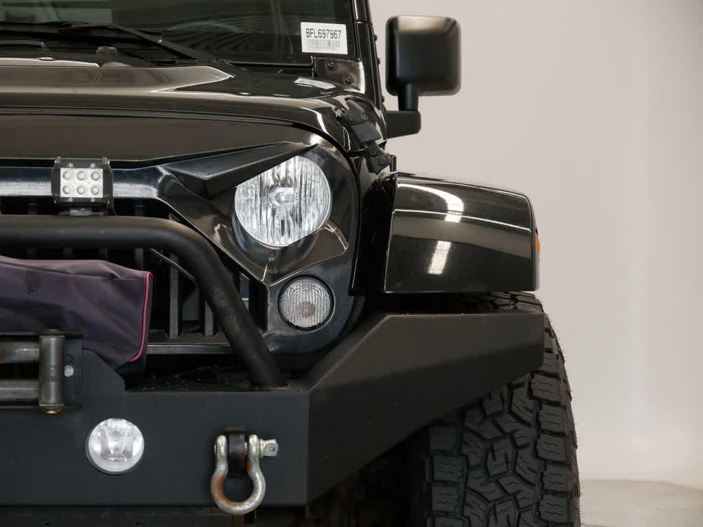 used 2015 Jeep Wrangler Unlimited car, priced at $25,987