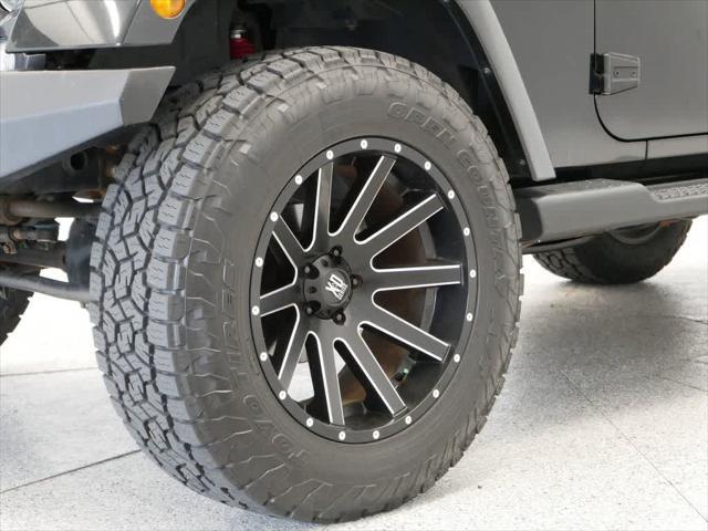 used 2015 Jeep Wrangler Unlimited car, priced at $25,987