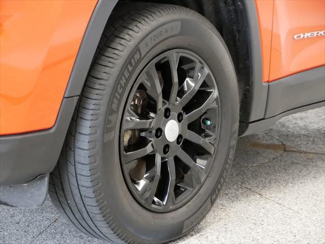 used 2021 Jeep Cherokee car, priced at $21,966