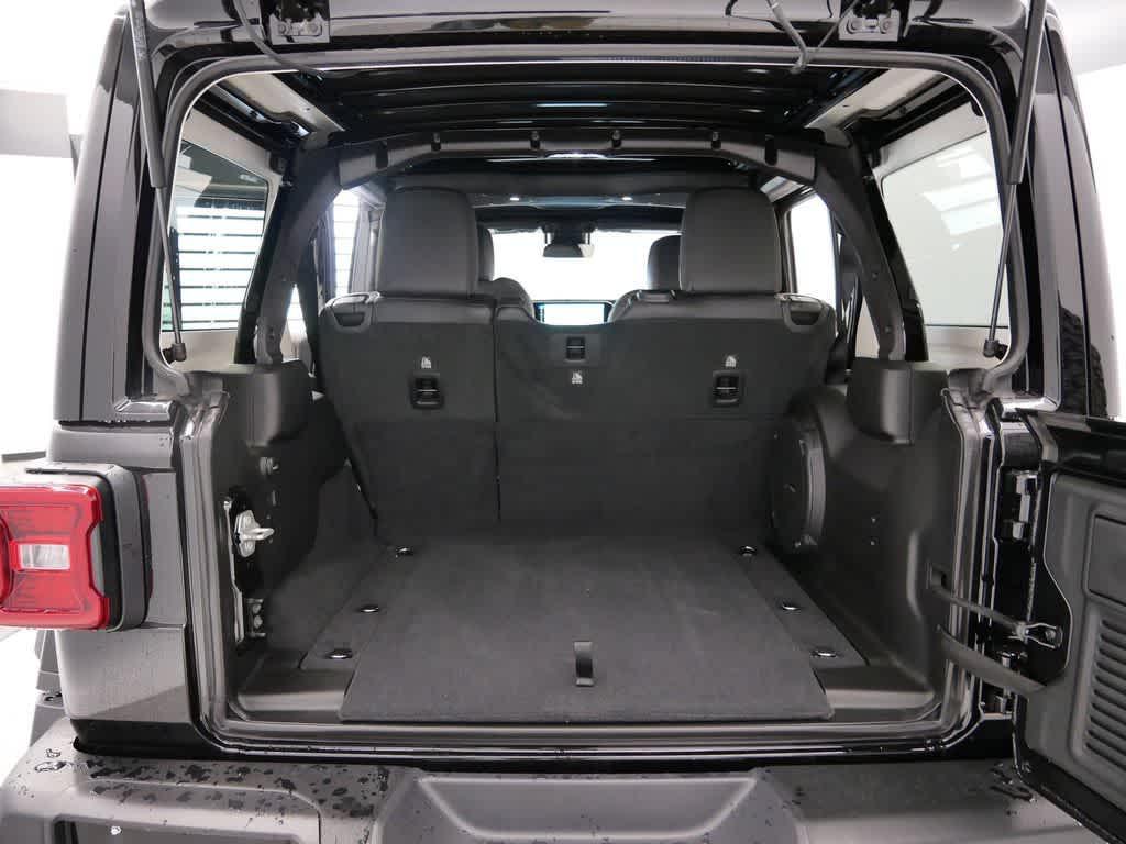 new 2025 Jeep Wrangler car, priced at $68,808