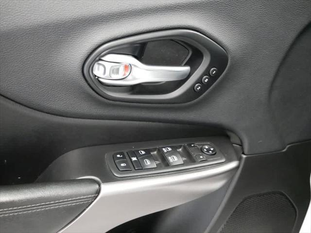 used 2019 Jeep Cherokee car, priced at $14,455