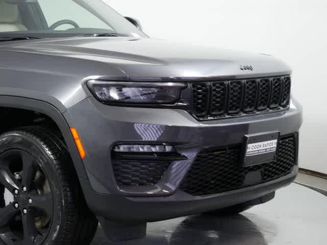 new 2025 Jeep Grand Cherokee car, priced at $48,476