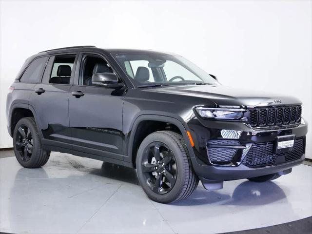 new 2024 Jeep Grand Cherokee car, priced at $45,731