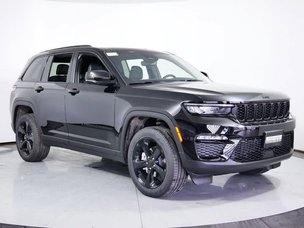 new 2025 Jeep Grand Cherokee car, priced at $50,485