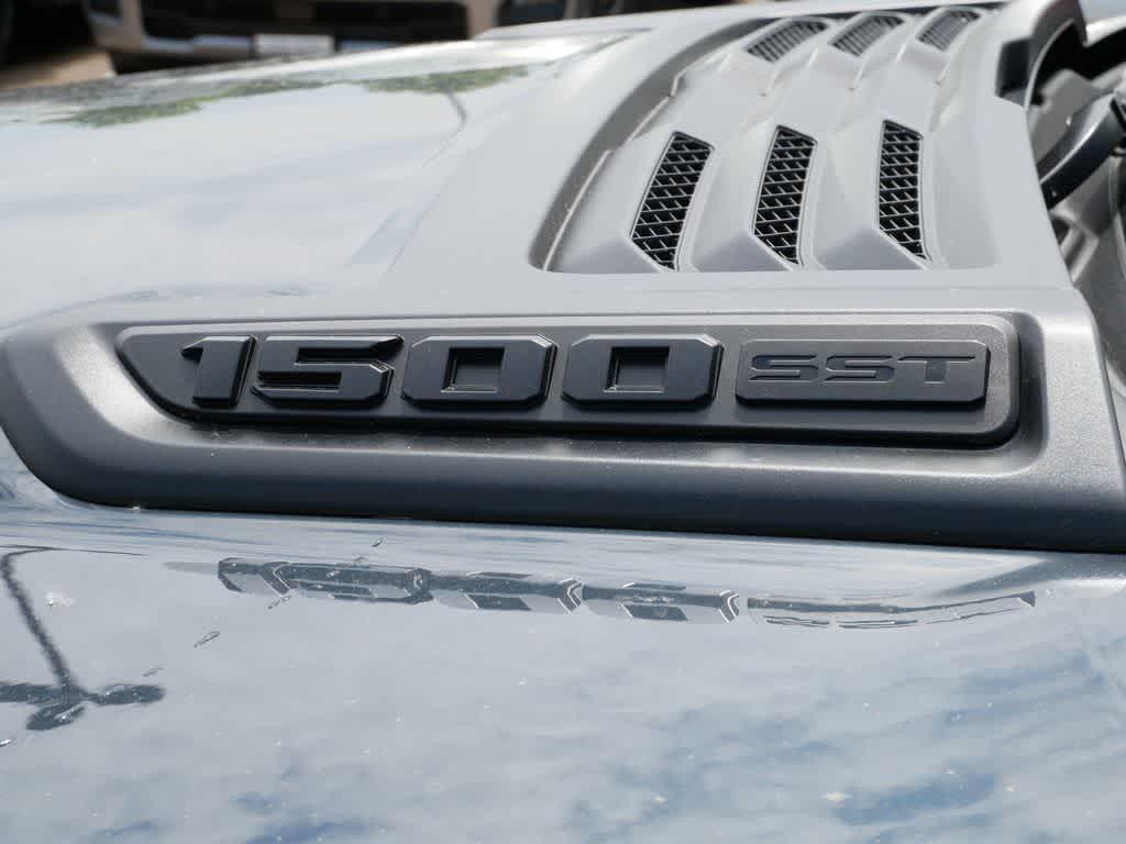 new 2025 Ram 1500 car, priced at $62,009