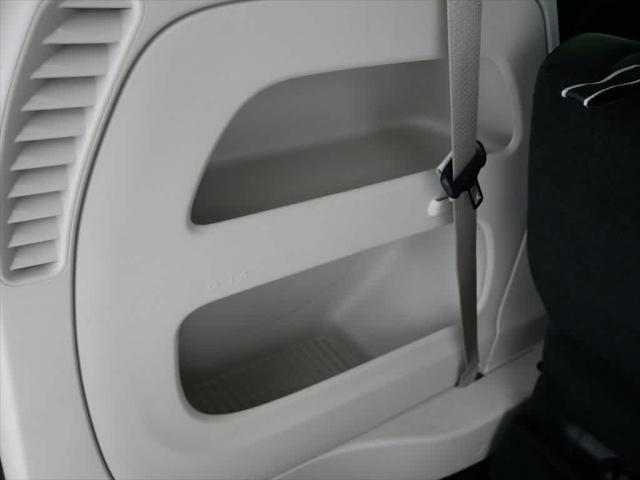 used 2024 Chrysler Pacifica car, priced at $37,796