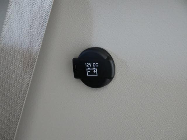 used 2024 Chrysler Pacifica car, priced at $37,796