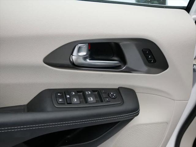 used 2024 Chrysler Pacifica car, priced at $37,796