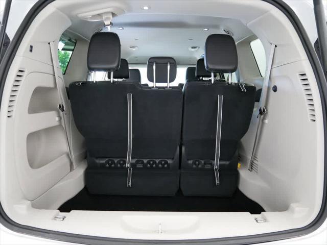 used 2024 Chrysler Pacifica car, priced at $37,796
