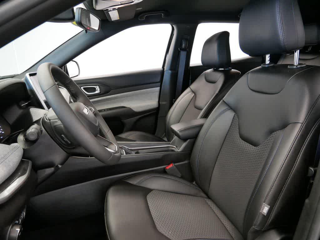 used 2025 Jeep Compass car, priced at $23,656