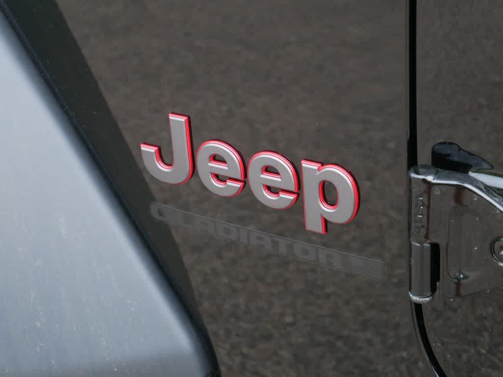 new 2025 Jeep Gladiator car, priced at $56,879