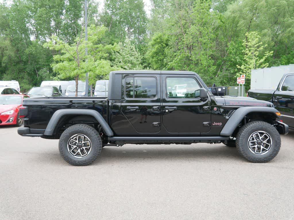 new 2025 Jeep Gladiator car, priced at $56,879