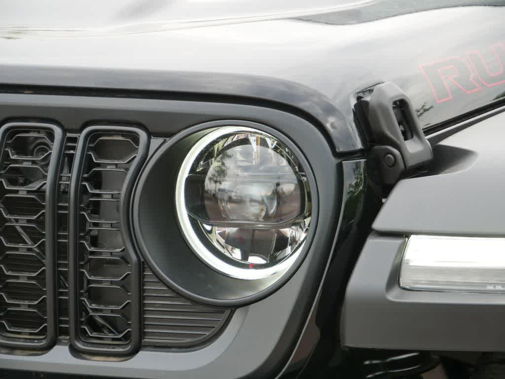 new 2025 Jeep Gladiator car, priced at $56,879