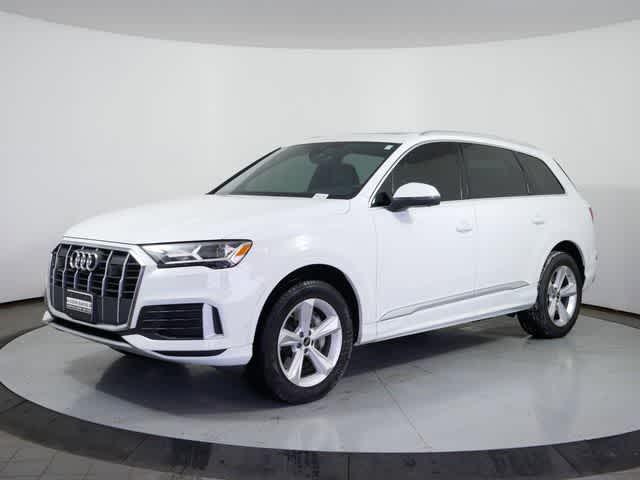 used 2023 Audi Q7 car, priced at $43,900