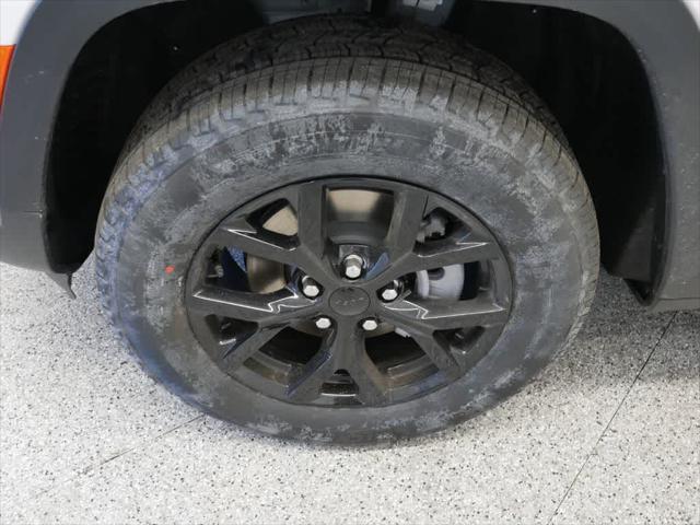 new 2025 Jeep Grand Cherokee car, priced at $44,849