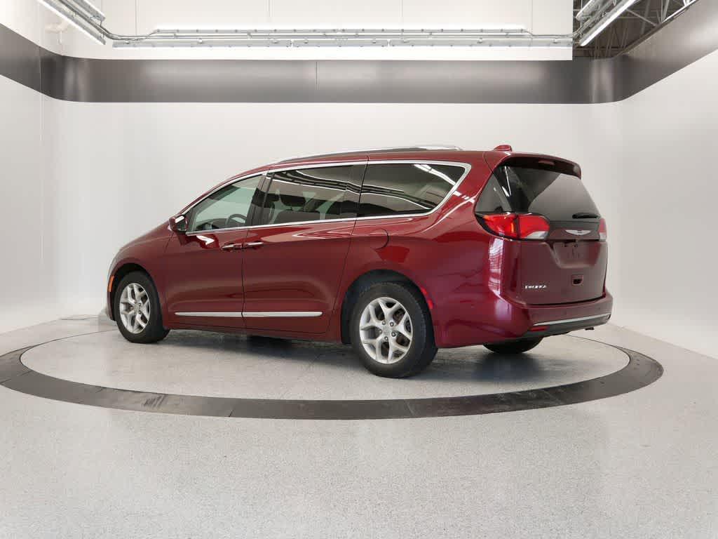 used 2019 Chrysler Pacifica car, priced at $20,987