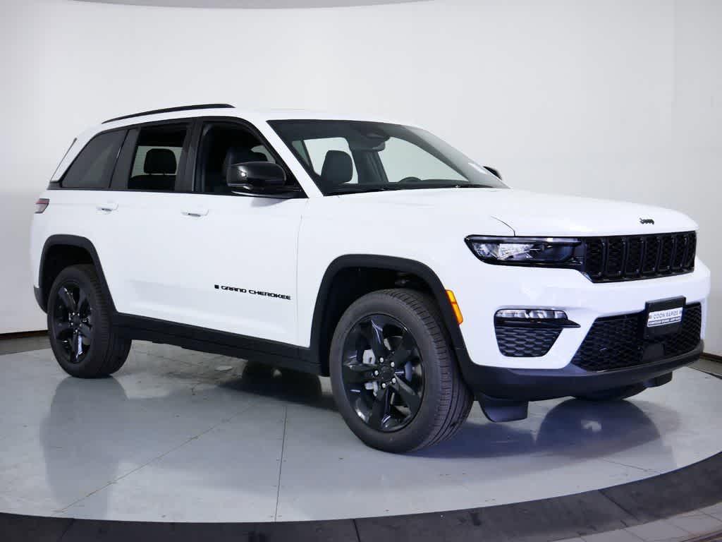 new 2025 Jeep Grand Cherokee car, priced at $49,260