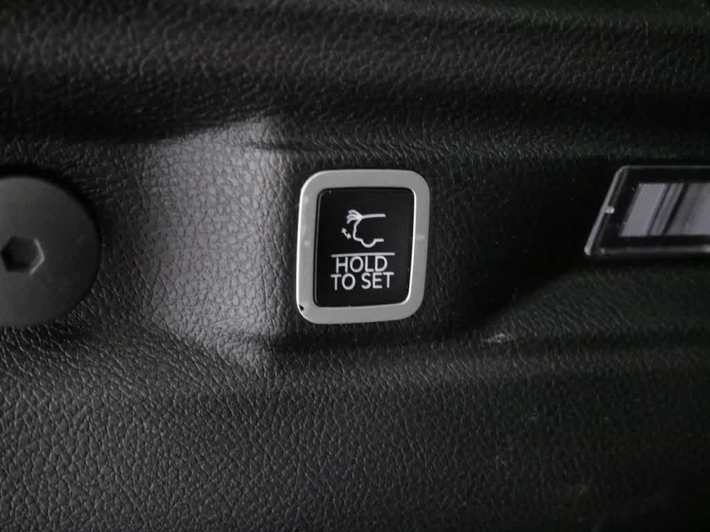 used 2022 Jeep Grand Cherokee L car, priced at $31,930