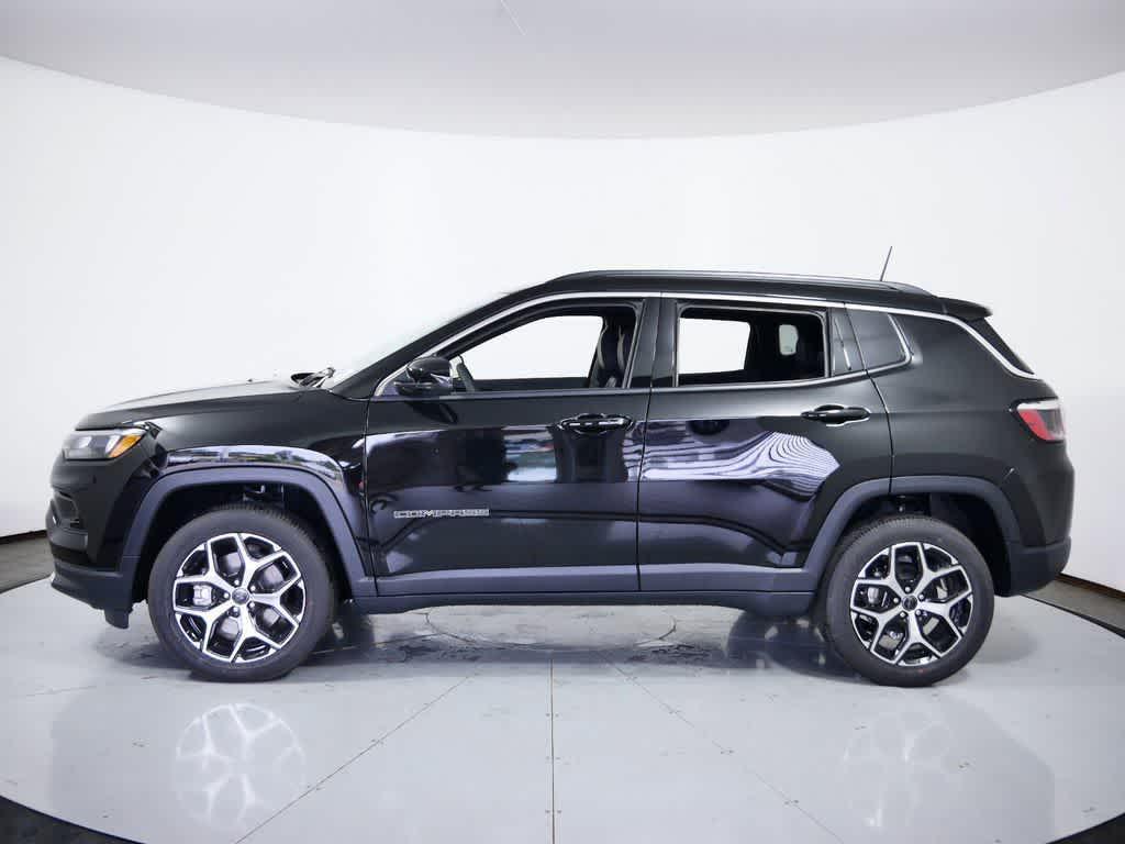 new 2025 Jeep Compass car, priced at $32,498
