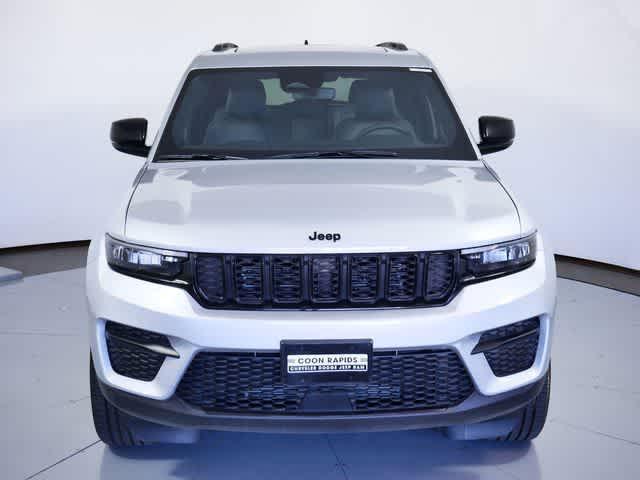 new 2024 Jeep Grand Cherokee car, priced at $47,262