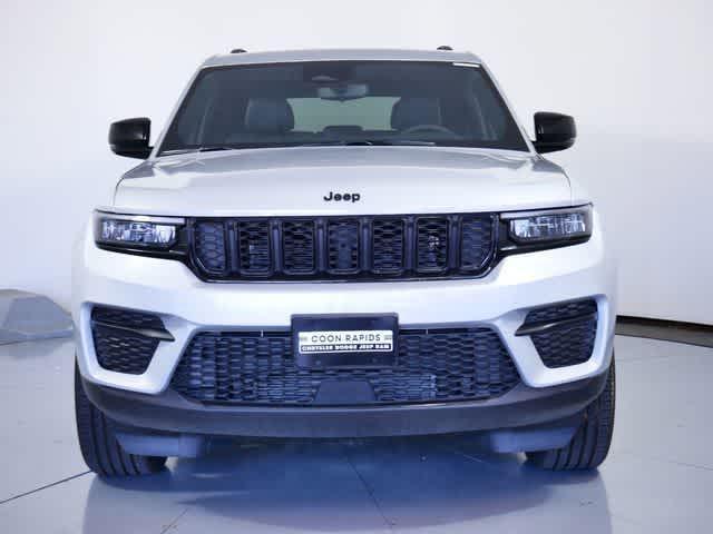 new 2024 Jeep Grand Cherokee car, priced at $47,262