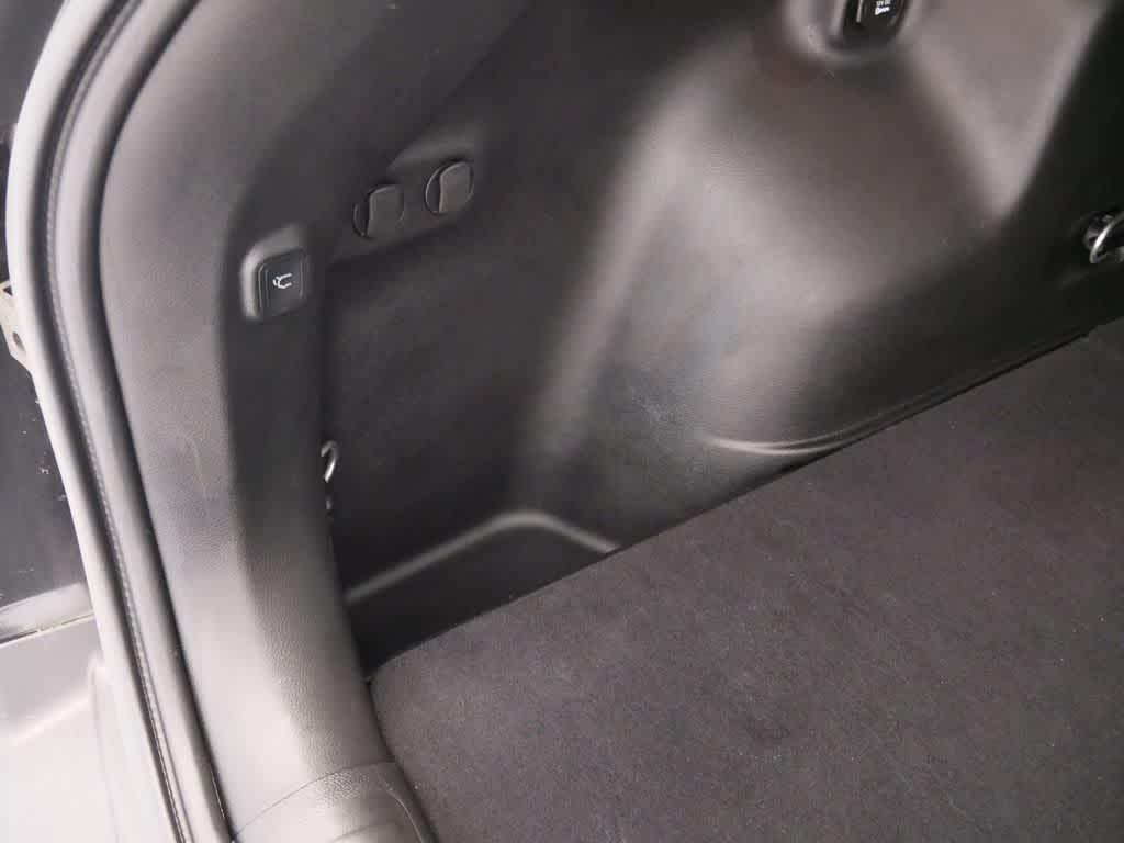 used 2022 Jeep Cherokee car, priced at $23,860