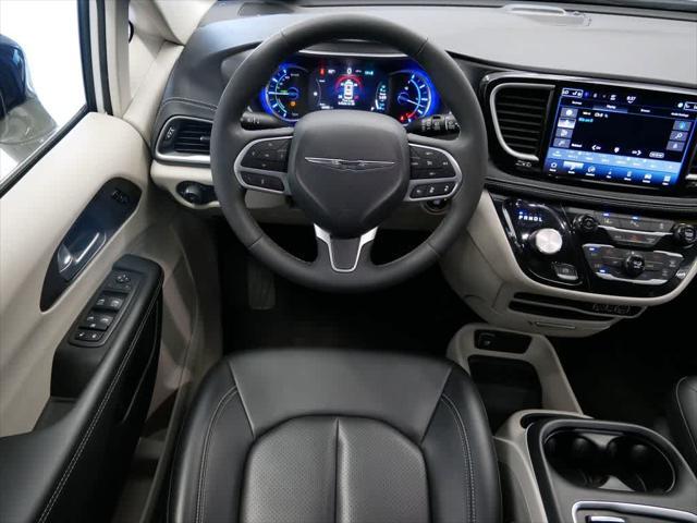 used 2024 Chrysler Pacifica Hybrid car, priced at $31,495