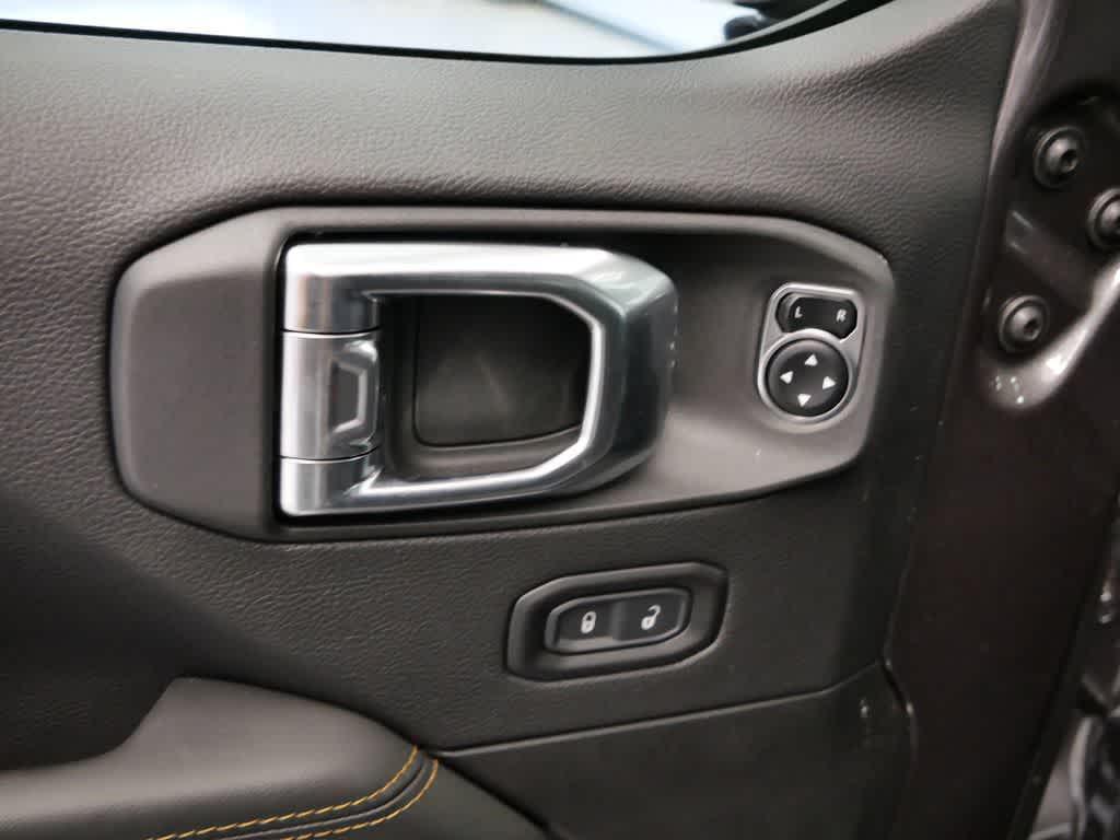 new 2025 Jeep Wrangler car, priced at $51,869
