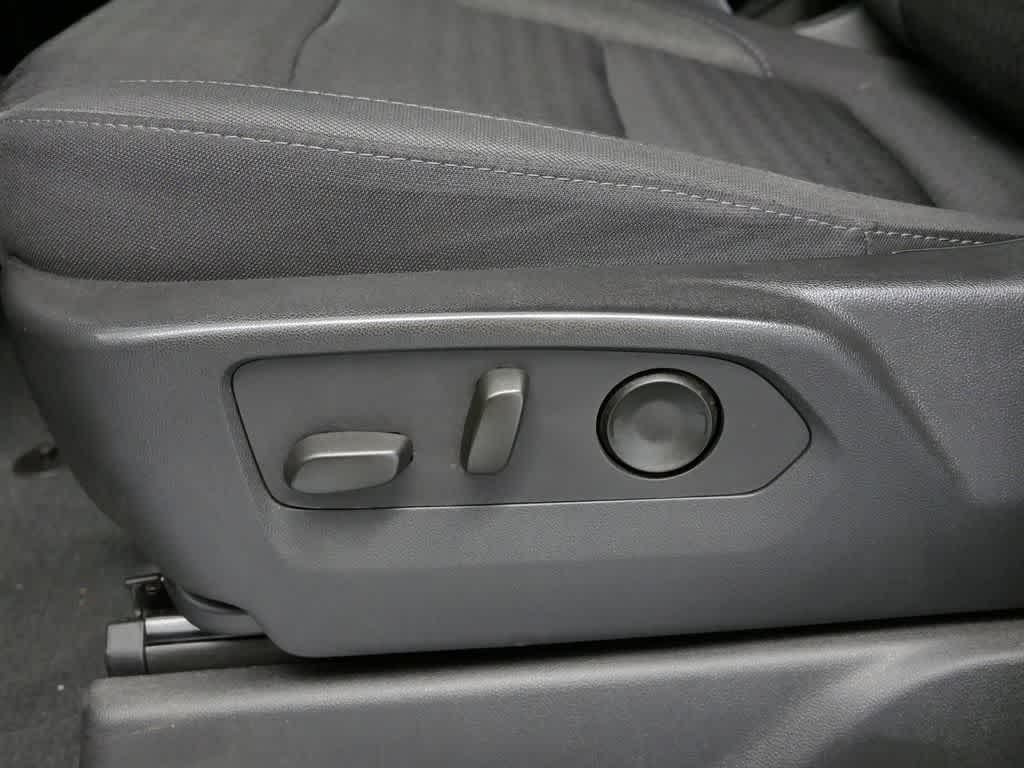 used 2023 Chevrolet Silverado 1500 car, priced at $32,987