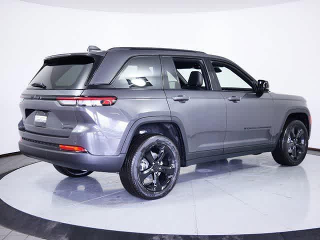 new 2025 Jeep Grand Cherokee car, priced at $51,191