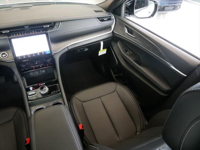 new 2025 Jeep Grand Cherokee 4xe car, priced at $60,057