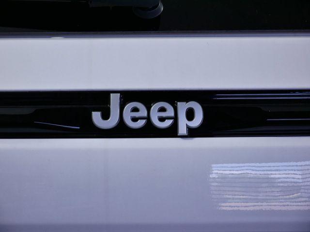 new 2024 Jeep Grand Cherokee car, priced at $48,015