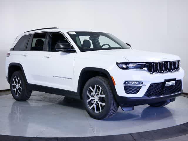 new 2025 Jeep Grand Cherokee car, priced at $44,248