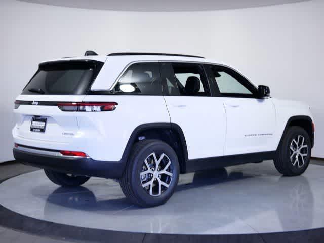 new 2025 Jeep Grand Cherokee car, priced at $44,248