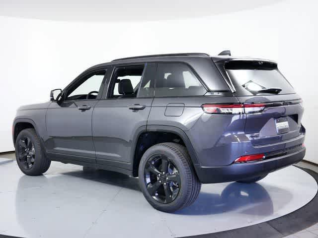 new 2025 Jeep Grand Cherokee car, priced at $52,495