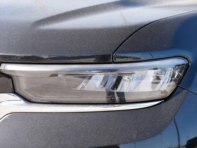 new 2025 Jeep Grand Cherokee car, priced at $48,686