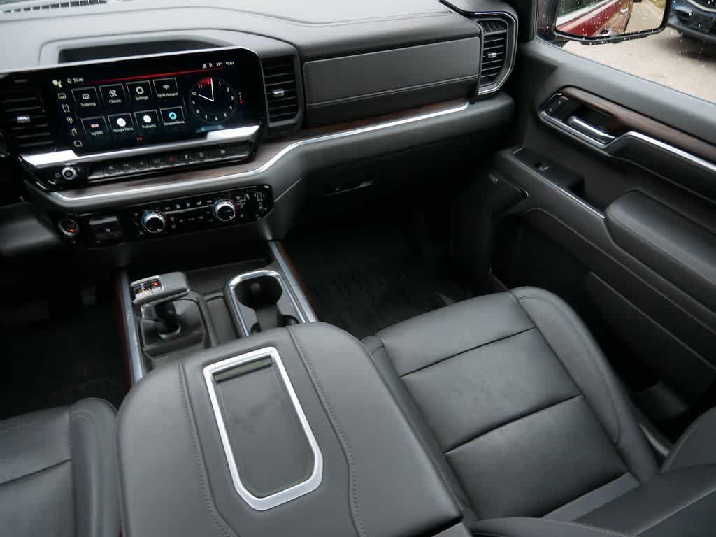 used 2022 GMC Sierra 1500 car, priced at $47,828