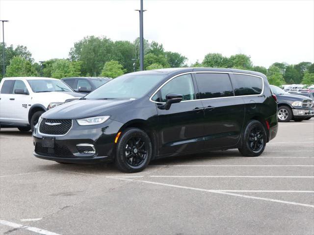 used 2023 Chrysler Pacifica car, priced at $22,952