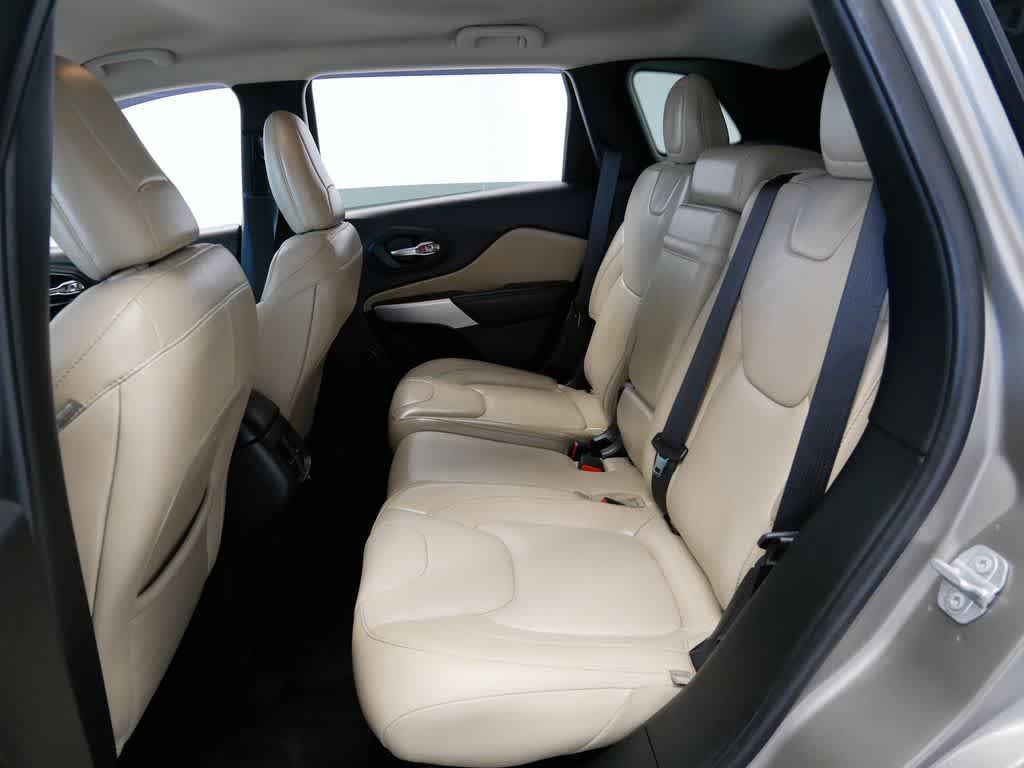 used 2018 Jeep Cherokee car, priced at $16,999